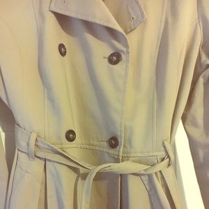Women’s Khaki Coat from H&M